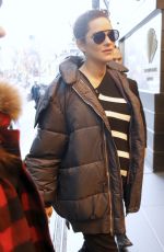 Pregnant MARION COTILLARD Arrives at Her Hotel in New York 12/13/2016