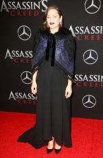 Pregnant MARION COTILLARD at 