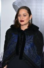 Pregnant MARION COTILLARD at 