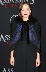 Pregnant MARION COTILLARD at 