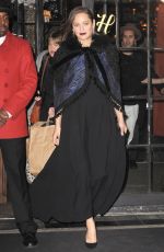 Pregnant MARION COTILLARD Out and About in New York 12/13/2016