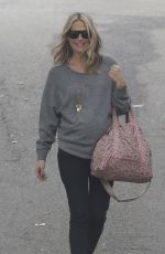 Pregnant MOLLY SIMS Out for Breakfast in Santa Monica 12/15/2016