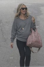 Pregnant MOLLY SIMS Out for Breakfast in Santa Monica 12/15/2016