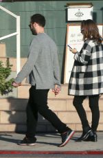 Pregnant NATALIE PORTMAN Out and About in Los Angeles 12/08/2016