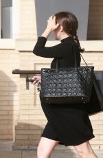 Pregnant NATALIE PORTMAN Shopping at Barneys New York in Los Angeles 12/13/2016
