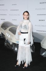 RACHAEL LEIGH COOK at 