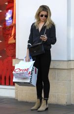 RACHAEL TAYLOR Shopping at Crate & Barrel at The Grove in Los Angeles 12/20/2016