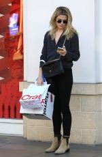 RACHAEL TAYLOR Shopping at Crate & Barrel at The Grove in Los Angeles 12/20/2016