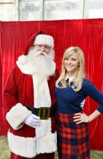 REESE WITHERSPOON at Tiny Prints Presents baby2baby Snow Day in Los Angeles 12/12/2016