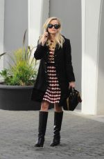 REESE WITHERSPOON Heading to a Business Meeting in Beverly Hills 12/06/2016