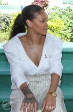 RIHANNA and Prince Harry Take HIV Tests Together to Mark World Aids Day in Barbados 12/01/2016