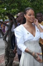 RIHANNA and Prince Harry Take HIV Tests Together to Mark World Aids Day in Barbados 12/01/2016