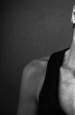 ROBIN WRIGHT for Pirelli Calender 2017