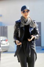 ROSIE HUNTINGTON-WHITELEY Leaves a Gym in West Hollywood 12/01/2016