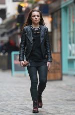 SAM LAVERY Out and About in London 12/12/2016