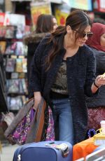 SANDRA BULLOCK and MINDY KALING on the Set of 