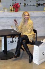 SARAH MICHELLE GELLAR at Launch of Sauvignon Blanc in Limited Edition Holiday Bottle at Curve in Culver City 12/14/16