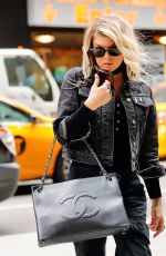 STACY FERGIE FERGUSON Out and About in New York 12/06/2016