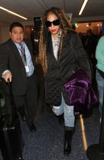 TOWANDA BRAXTON at Los Angeles International Airport 12/20/2016