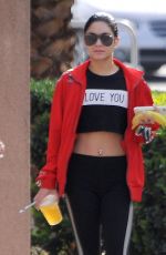 VANESSA and STELLA HUDGENS Out Hiking in Los Angeles 12/09/2016