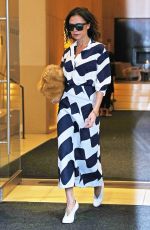 VICTORIA BECKHAM Leaves Her Apartment in New York 12/05/2016