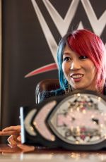 WWE - Asuka meets with the media in Osaka 12/02/2016