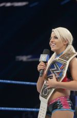 WWE - Smackdown Live! 12/13/2016