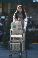 ZOE SALDANA Shopping at Whole Foods in Los Angeles 12/04/2016
