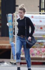 AMBER HEARD Out Shopping in Los Angeles 01/18/2017