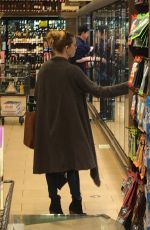 AMY ADAMS Out Shopping in Beverly Hills 01/17/2017