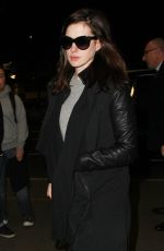ANNE HATHAWAY at Los Angeles International Airport 01/06/2017