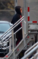ANNE HATHAWAY on the Set of 