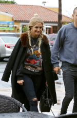 ASHLEE SIMPSON and Evan Ross Out in Sherman Oaks 01/12/2017
