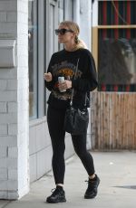 ASHLEE SIMPSON Heading to a Gym in Los Angeles 01/04/2017