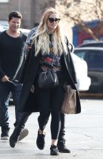 ASHLEE SIMPSON Out and About in Los Angeles 01/20/2017