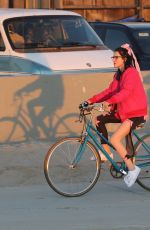 BELLA and DANI THORNE Out with Friends in Santa Monica 01/30/2017