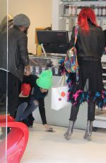 BELLA and DANI THORNE Out Shopping in Los Angeles 01/16/2017
