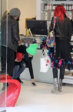 BELLA and DANI THORNE Out Shopping in Los Angeles 01/16/2017