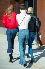 BELLA and GIGI HADID Out with Their Mother in New York 01/29/2017