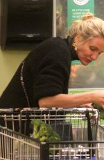CAMERON DIAZ Shopping at Whole Foods in Beverly Hills 01/02/2017