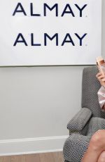 CARRIE UNDERWOOD at Almay Healthy Glow Beauty Day in New York 01/19/2017