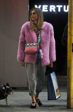 CHIARA FERRAGNI Shopping in Milan 01/16/2017