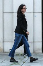 COURTENEY COX Shopping on Merlose in Los Angeles 01/12/2017