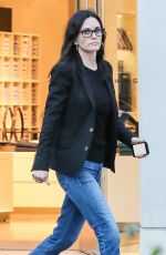 COURTENEY COX Shopping on Merlose in Los Angeles 01/12/2017