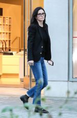 COURTENEY COX Shopping on Merlose in Los Angeles 01/12/2017