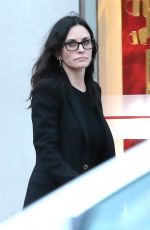 COURTENEY COX Shopping on Merlose in Los Angeles 01/12/2017