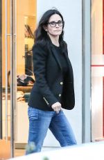 COURTENEY COX Shopping on Merlose in Los Angeles 01/12/2017