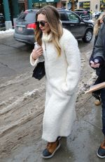 ELIZABETH OLSEN Out and About in Park City 01/22/2016