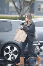 ELIZABETH OLSEN Out Shoping in Los Angeles 01/23/2017