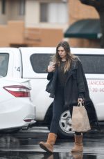 ELIZABETH OLSEN Out Shoping in Los Angeles 01/23/2017